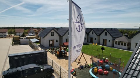 Property building, Day, Children play ground, Children play ground, Garden, Garden view, Area and facilities, Area and facilities, Area and facilities