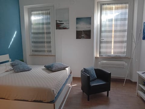 Via Guido Panciroli il guscio Apartment in Reggio Emilia