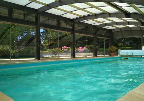 Swimming pool, Swimming pool
