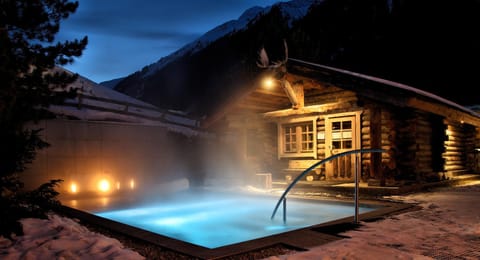 Hot Tub, Hot Tub