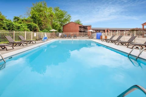Activities, On site, Pool view, Swimming pool