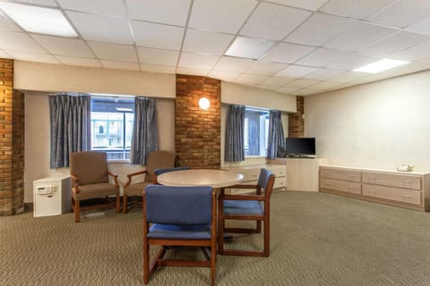 Photo of the whole room, On site