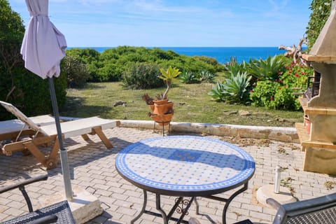 BBQ facilities, BBQ facilities, Balcony/Terrace, Balcony/Terrace, Dining area, Sea view, Sea view, sunbed