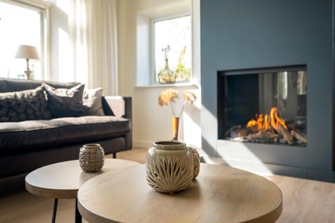 Boerderijwoning House in Vrouwenpolder