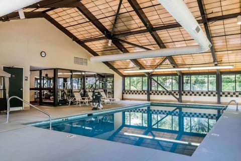 On site, Pool view, Swimming pool