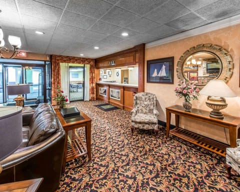 Lobby or reception, On site