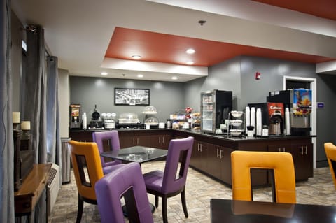 Restaurant/places to eat, Food and drinks