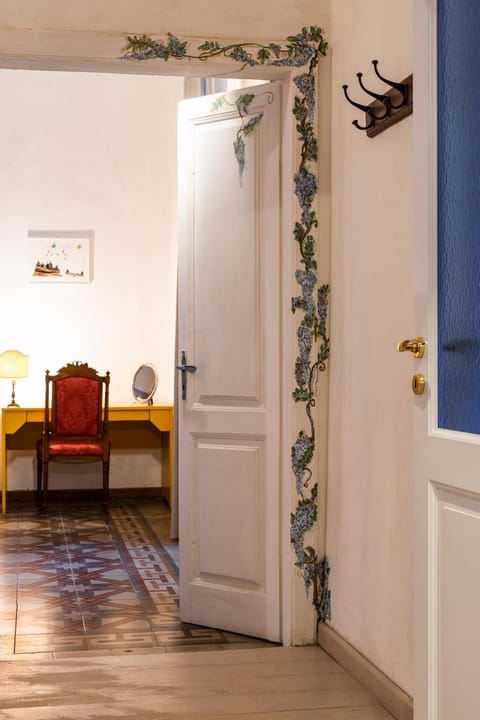 Decorative detail