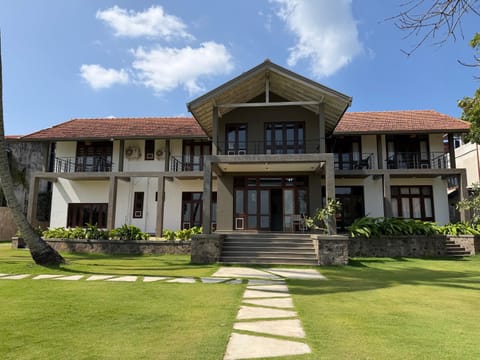 Property building, Day, Garden, Garden view
