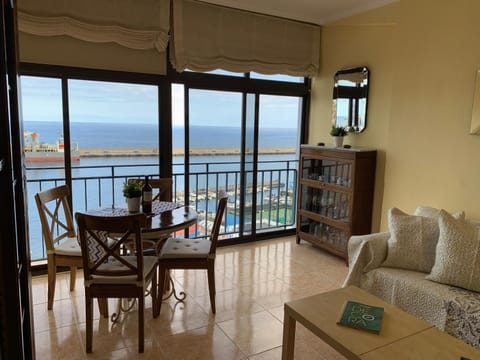 Living room, Sea view