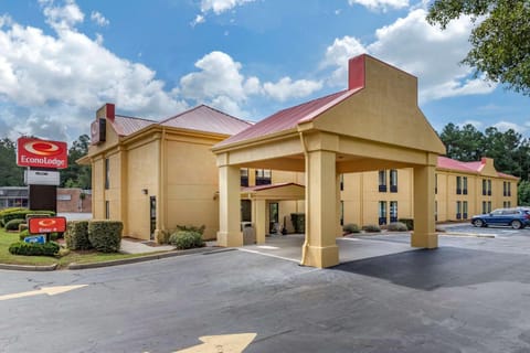 Property building, On site