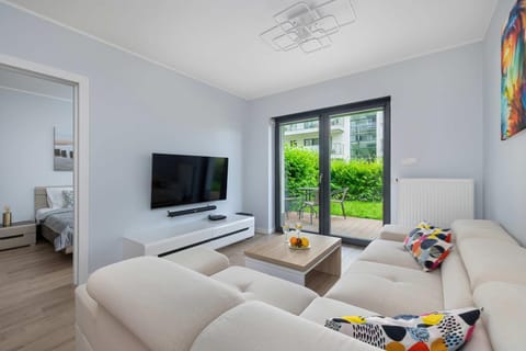 TV and multimedia, Seating area