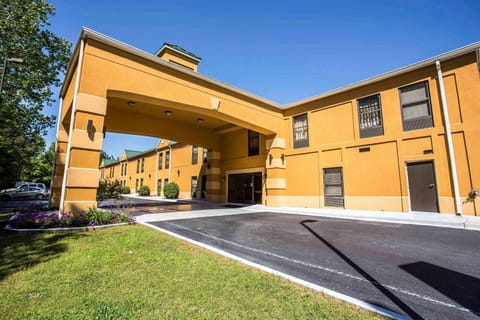 Property building, On site