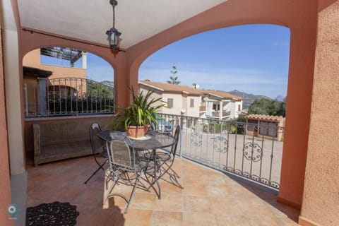 Villino Bordeaux Apartment in Sardinia