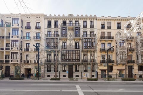 Property building, Day, Street view