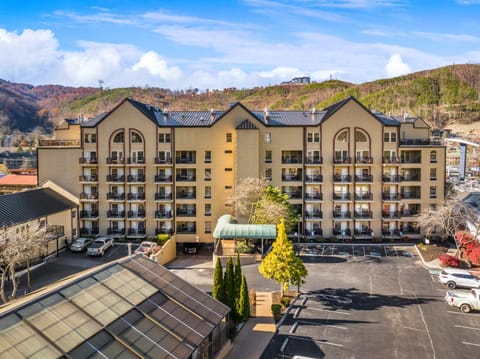 Black Bear Inn & Suites Hotel in Gatlinburg