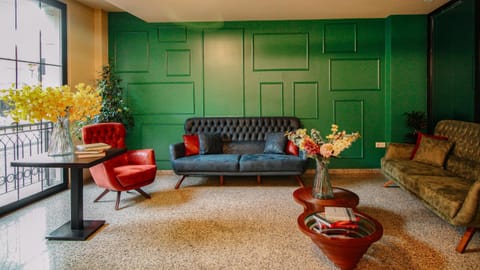 Lobby or reception, Seating area