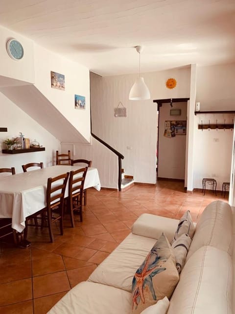 VILLA ELEONORA House in Quartu Sant'Elena