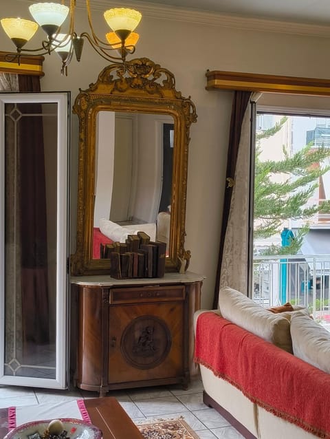 The Pirate's Mansion Apartment in Nafplion