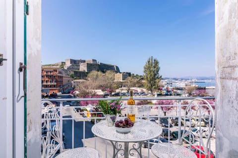 View (from property/room), Balcony/Terrace, Sea view