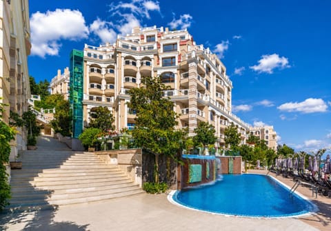Property building, Day, City view, Pool view, Swimming pool
