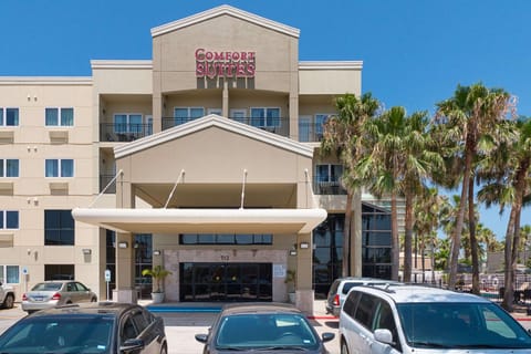 Property building, Day, On site, Parking