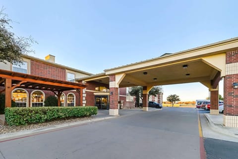 Property building, On site