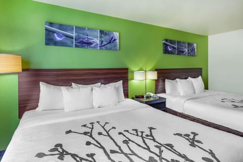 Photo of the whole room, On site