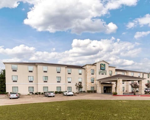 Property building, On site