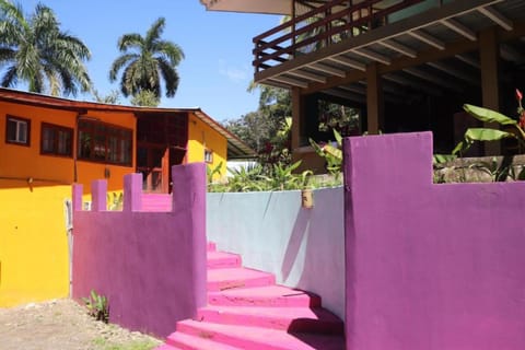 Property building, Facade/entrance, Day, Garden, View (from property/room), Balcony/Terrace, Garden view