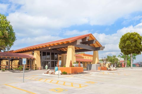 Property building, On site