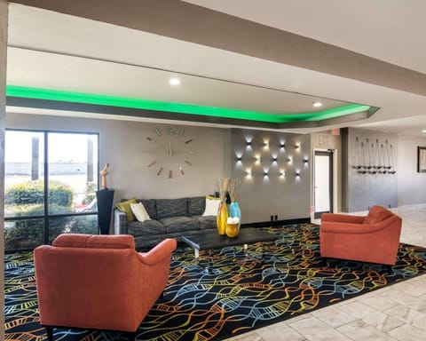 Lobby or reception, On site