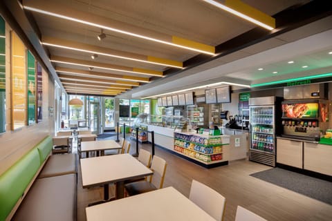 Restaurant/places to eat