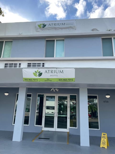 Facade/entrance