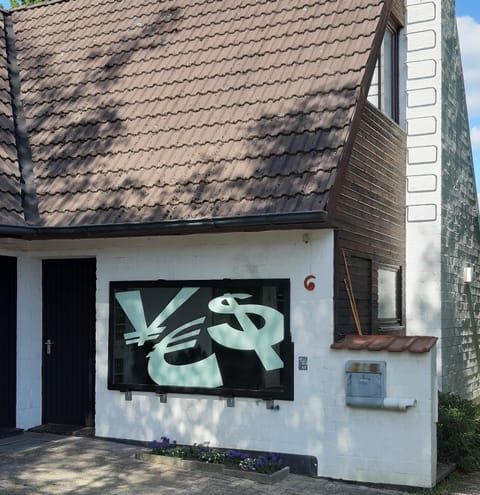Facade/entrance, Spring, Property logo or sign