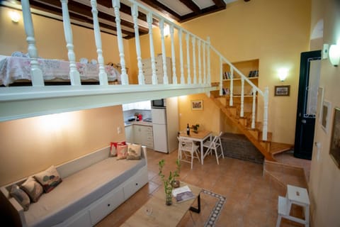Kitchen or kitchenette, Living room, Bedroom