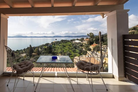 Natural landscape, View (from property/room), Balcony/Terrace, Sea view