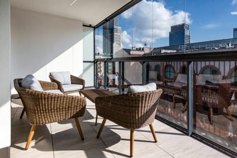 Balcony/Terrace, Balcony/Terrace