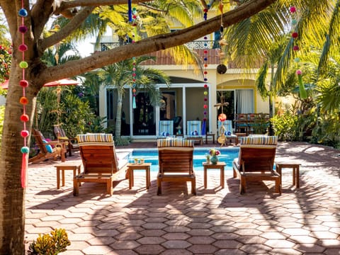 Patio, Restaurant/places to eat, Neighbourhood, BBQ facilities, Garden, Balcony/Terrace, Supermarket/grocery shop, Swimming pool, Swimming pool