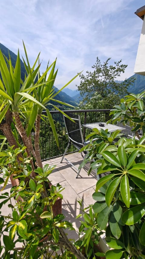 Day, Natural landscape, Mountain view