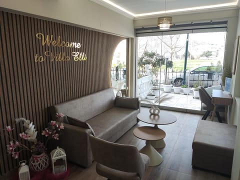 VILLA ELLI with free private Parking Hostel in Pieria, Greece