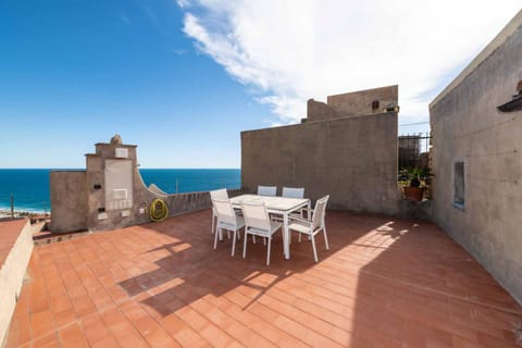 Dimore Saracene House in Varigotti