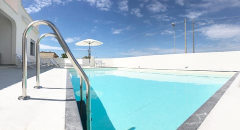 Garden, Swimming pool, Swimming pool