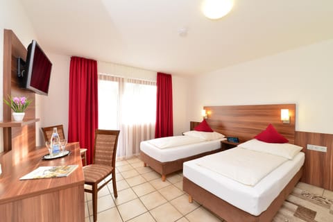Bed, TV and multimedia, Balcony/Terrace, Photo of the whole room, pet friendly