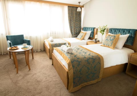 Day, Photo of the whole room, Bedroom, On site