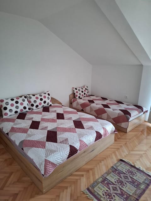 Villa Gjorgi Apartment in Municipality of Ohrid, North Macedonia