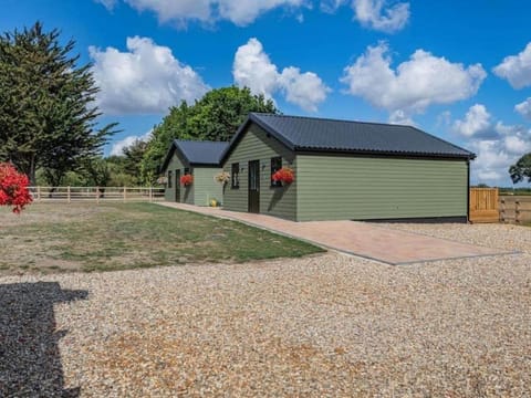Cabin Hideaways Cabin in Broadland District