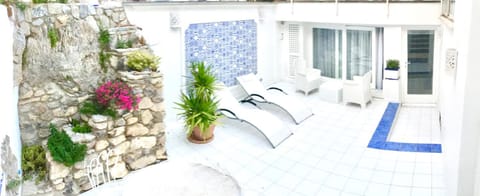Balcony/Terrace, Balcony/Terrace, sunbed
