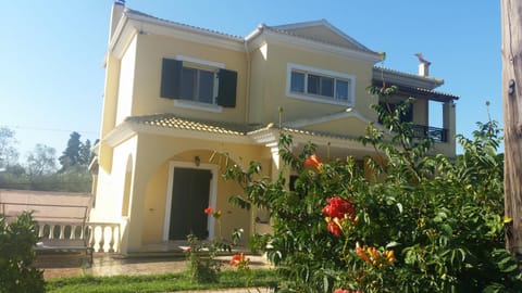Property building, Day