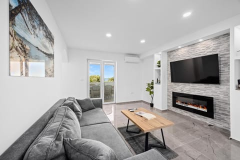 Living room, Sea view